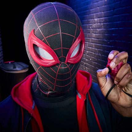 Spider-Man Marvel Legends Series Miles Morales Electronic Expressive Mask
