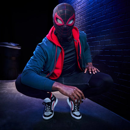 Spider-Man Marvel Legends Series Miles Morales Electronic Expressive Mask