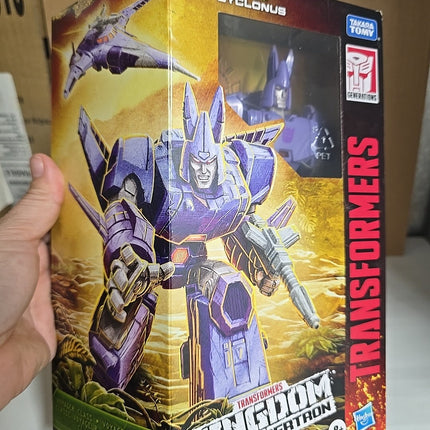 Transformers Kingdom Voyager WFC-K9 Cyclonus Action Figure