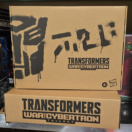 Transformers Generations Selects WFC-GS17 Shattered Glass Optimus Prime Ratchet 