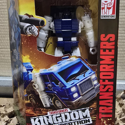 IN STOCK Transformers Kingdom War For Cybertron Autobot Pipes  New Sealed 