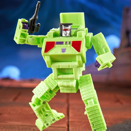 The Transformers: The Movie Studio Series 86 Deluxe Class Constructicon Bonecrusher
