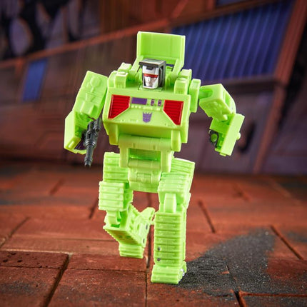 The Transformers: The Movie Studio Series 86 Deluxe Class Constructicon Bonecrusher