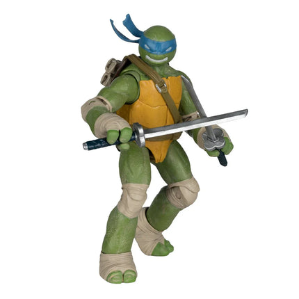 Teenage Mutant Ninja Turtles Page Punchers Wave 1 Leonardo 5-Inch Scale Action Figure with Comic