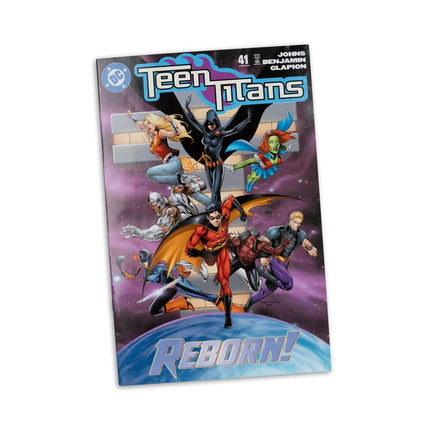 DC Direct Page Punchers Wave 12 Robin Teen Titans #41 7-Inch Scale Action Figure with Comic